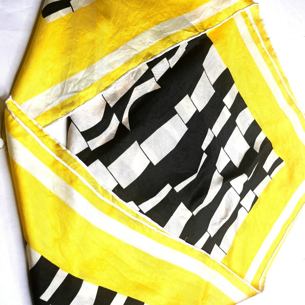 Vintage Silk Scarf – Handmade – Black, White & Yellow – 75x75 cm – Made in Europ